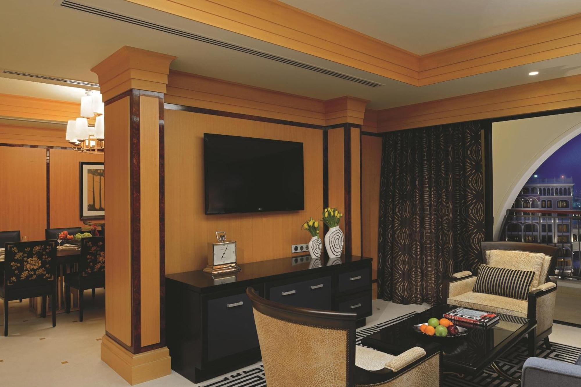 The Ritz-Carlton Abu Dhabi, Grand Canal Eksteriør bilde Suite at the Taj Mahal Palace, Mumbai