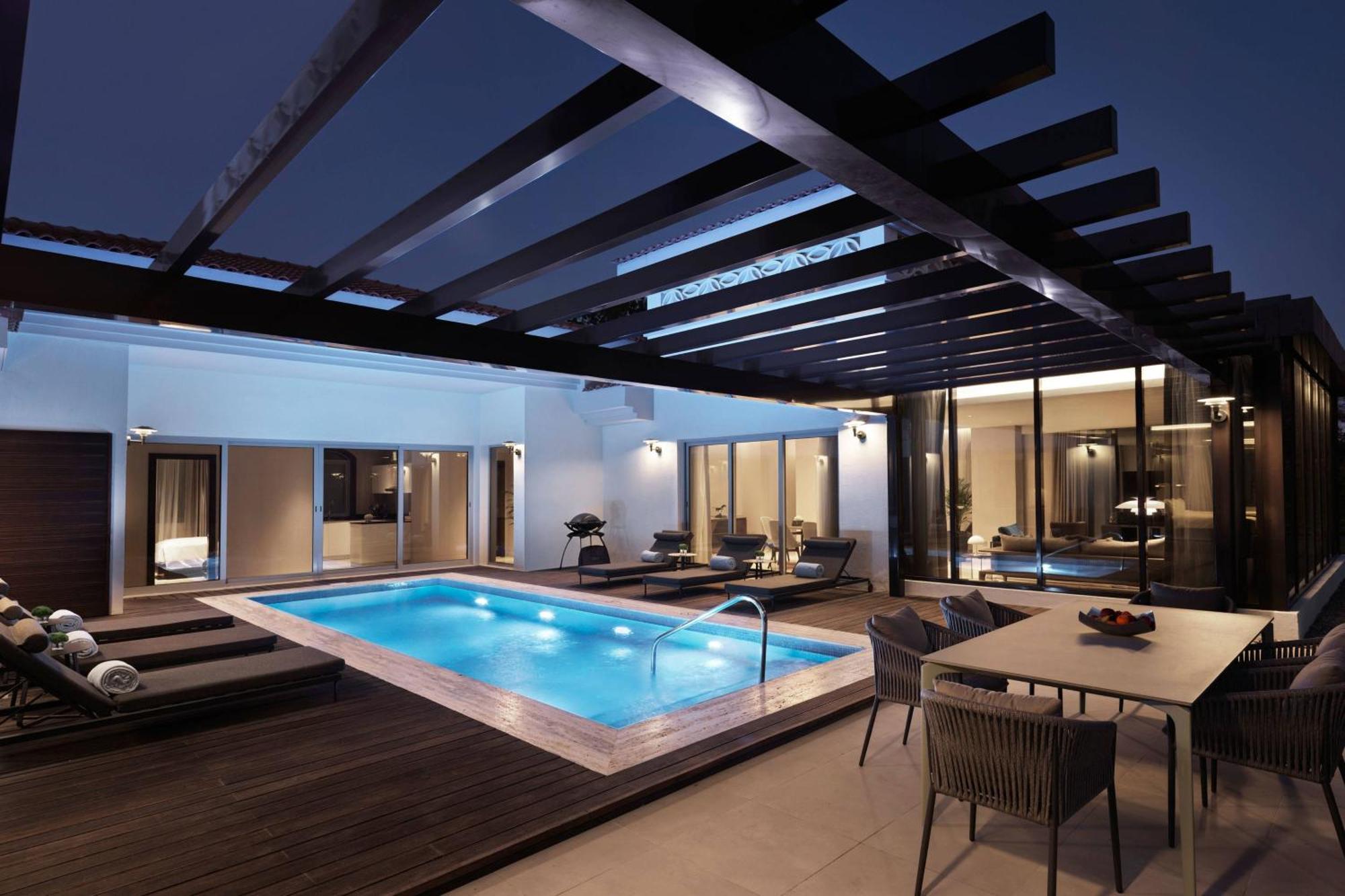 The Ritz-Carlton Abu Dhabi, Grand Canal Eksteriør bilde The Royal Penthouse Suite