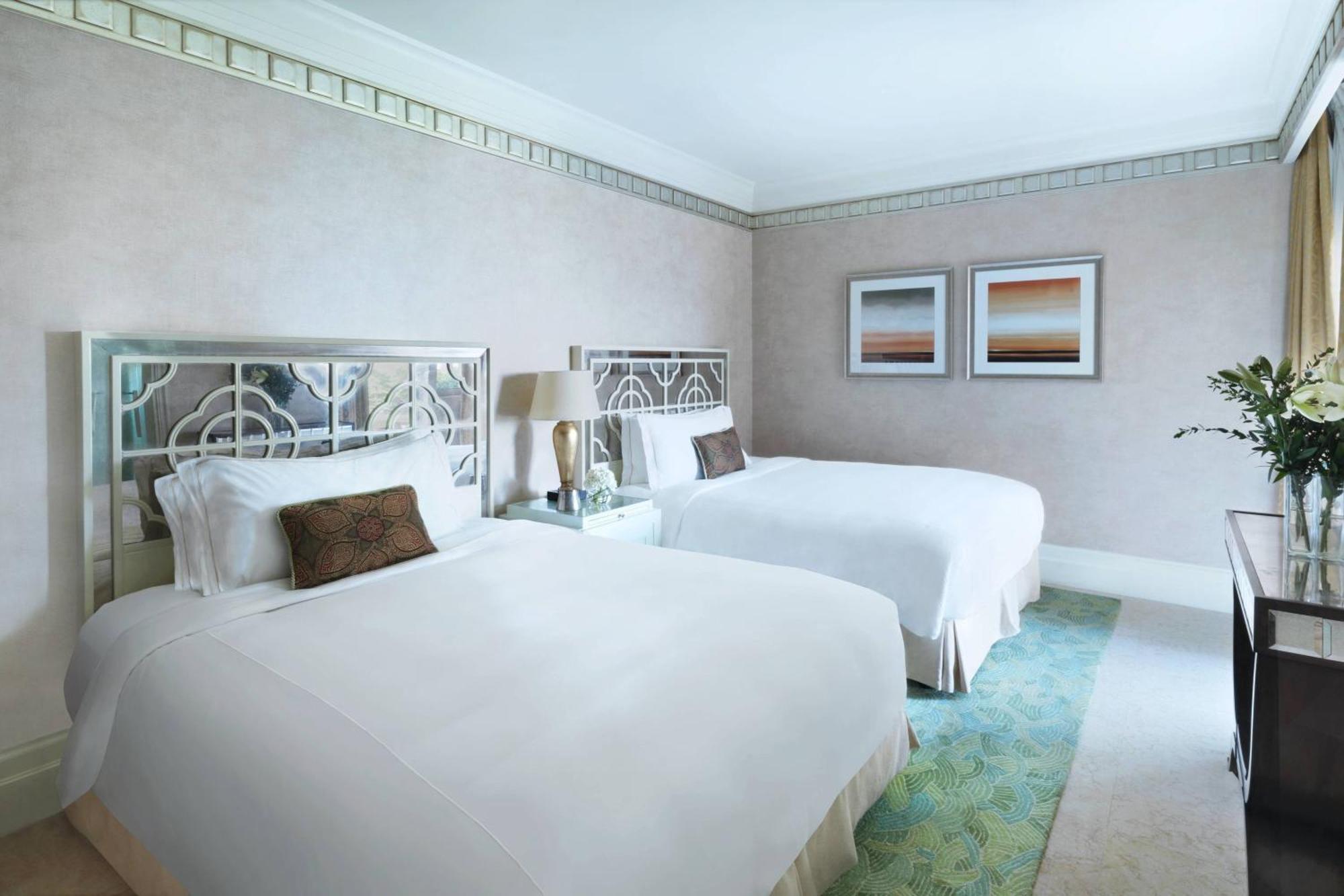 The Ritz-Carlton Abu Dhabi, Grand Canal Eksteriør bilde Deluxe room