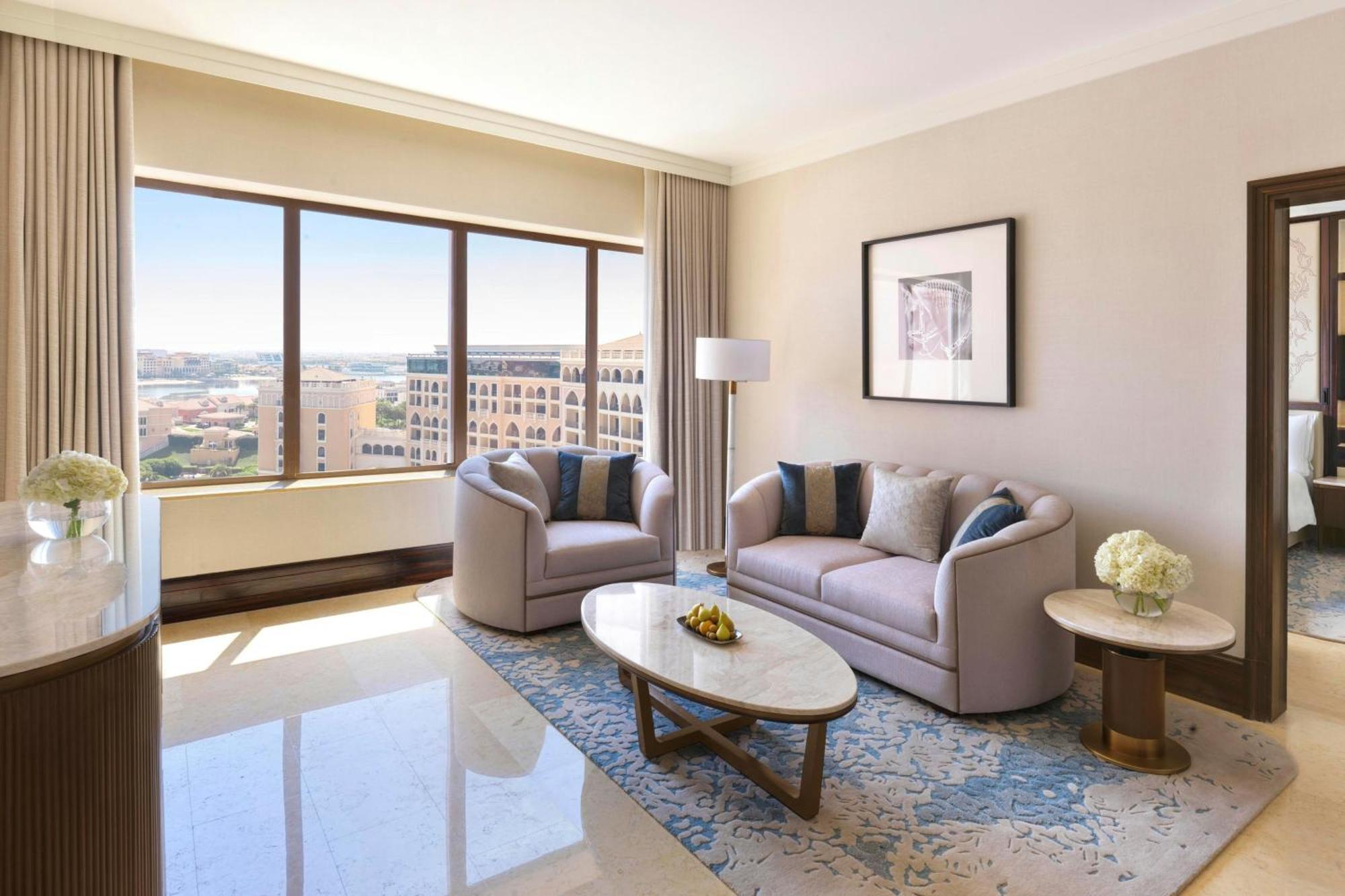 The Ritz-Carlton Abu Dhabi, Grand Canal Eksteriør bilde A living room at the Ritz-Carlton, Washington, D.C.