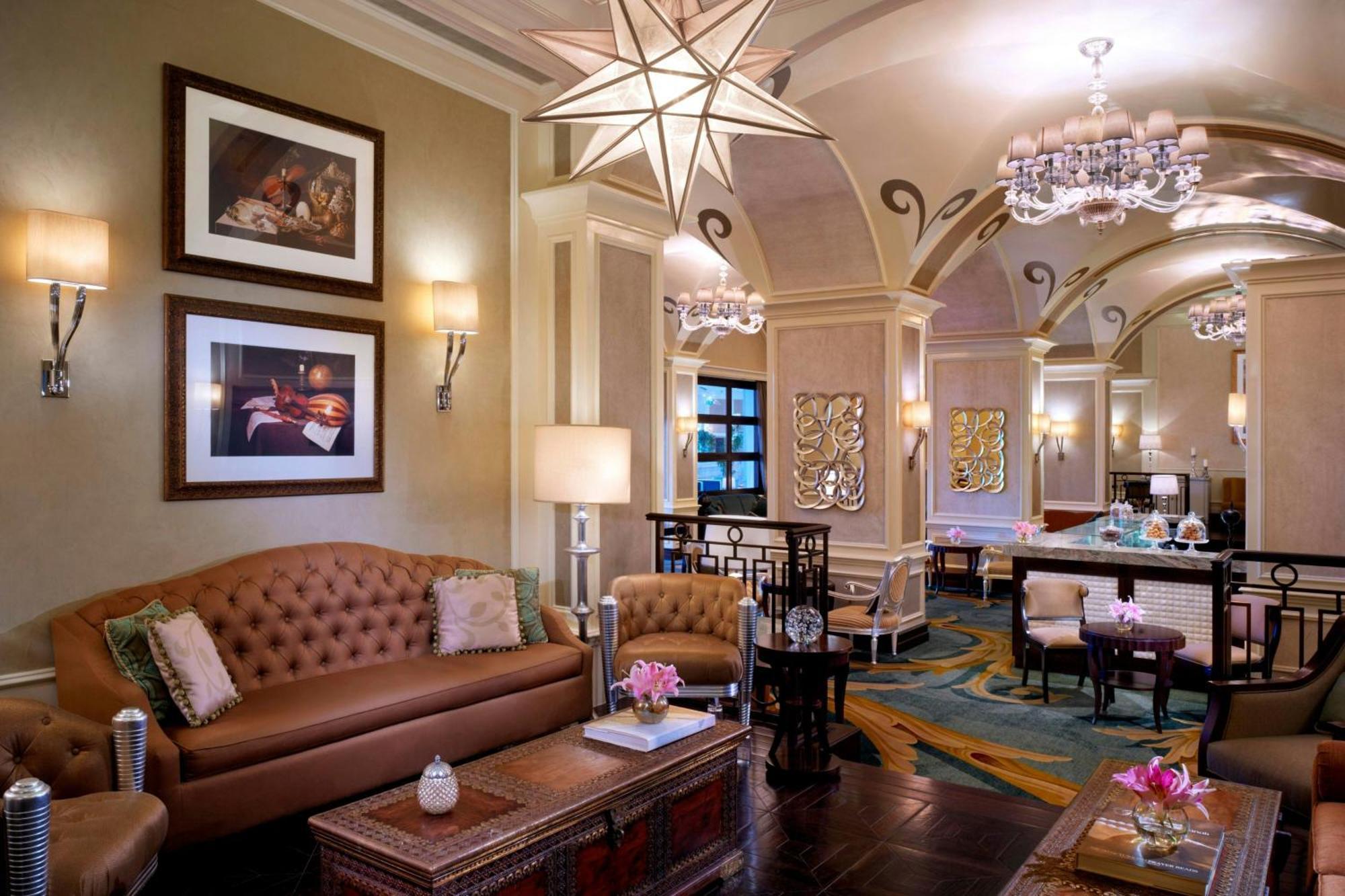 The Ritz-Carlton Abu Dhabi, Grand Canal Eksteriør bilde